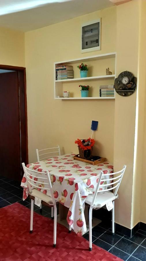 Apartman Tatjana Sutomore Bagian luar foto