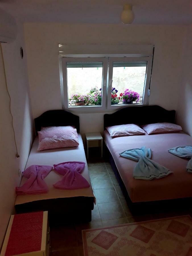 Apartman Tatjana Sutomore Bagian luar foto