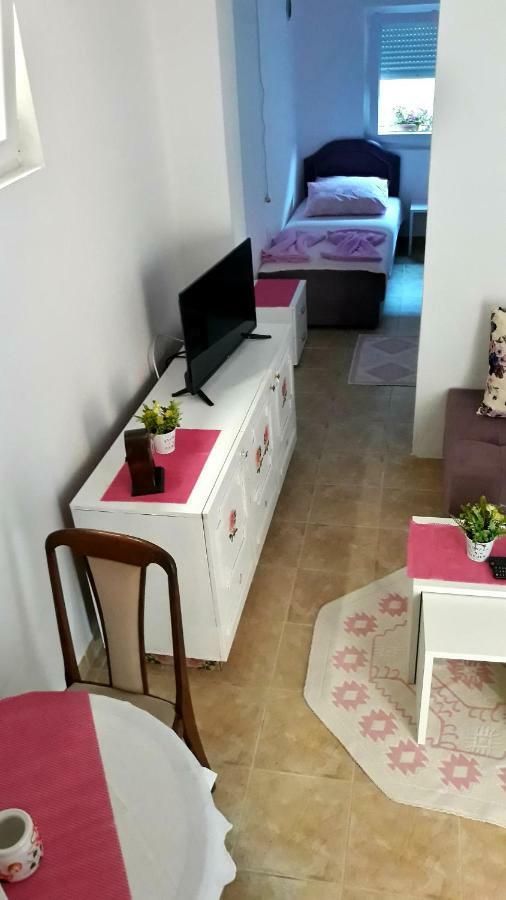 Apartman Tatjana Sutomore Bagian luar foto
